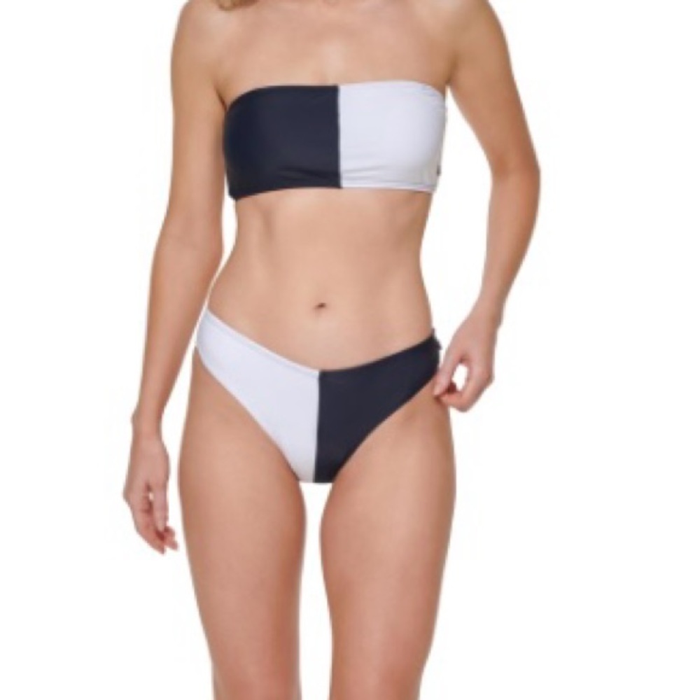 Tommy Hilfiger Women's Low Rise Cheeky Bikini Bottom Sky Captain Multi sz S NWT